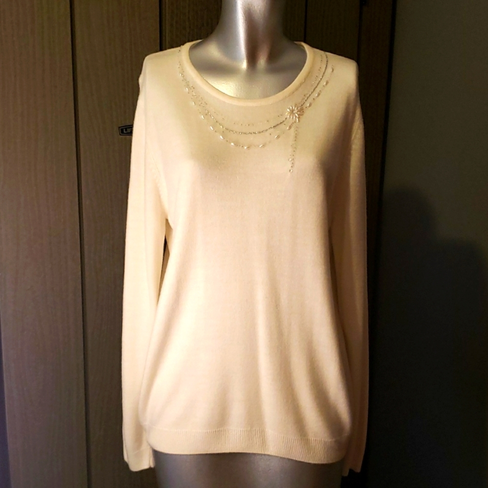 ALLISON DALEY Lady's Crew Neck Sweater with Flowered & Pearl's Embellishments